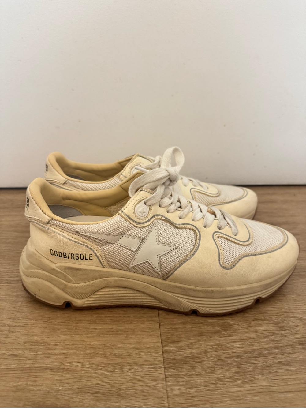 Golden Goose Cream Running Sneakers - Picture 4 of 7